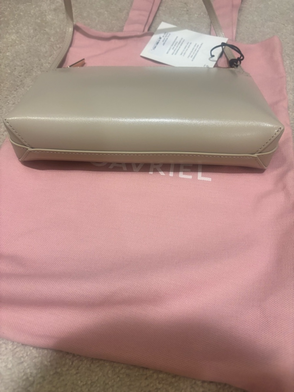 NWT! Mansur Gavriel Gaia Leather Shoulder Bag in light grey - Picture 7 of 9